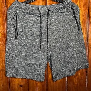 American Eagle Shorts Small!